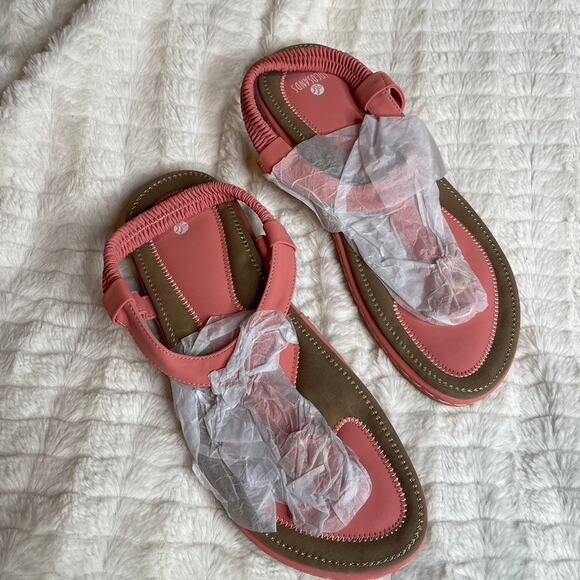 SOCOSANDS Pink Tan Strappy Sandals NWOT 43 Rubber Sole Elastic Strap 9 - Picture 2 of 4
